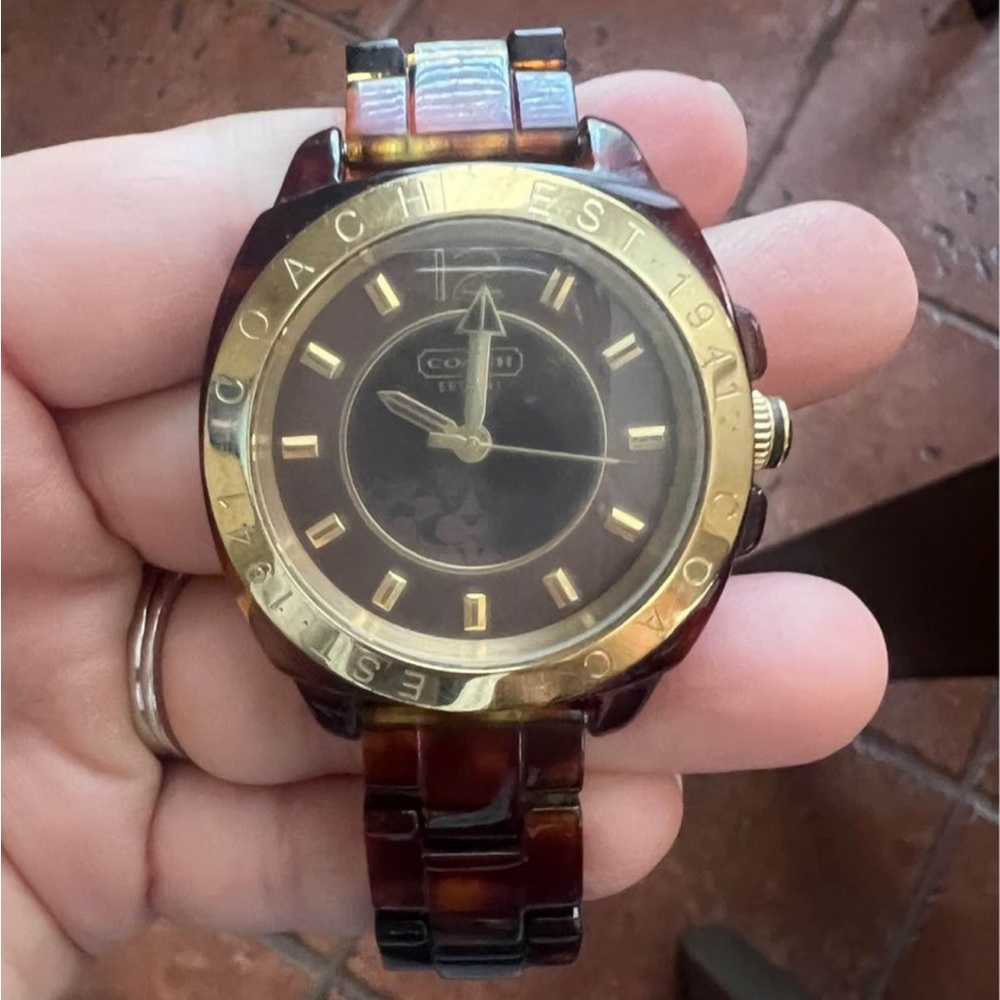Coach Tortoise 34mm